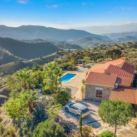 Casa Esta - A Stunning Getaway In The Mountains Holiday home